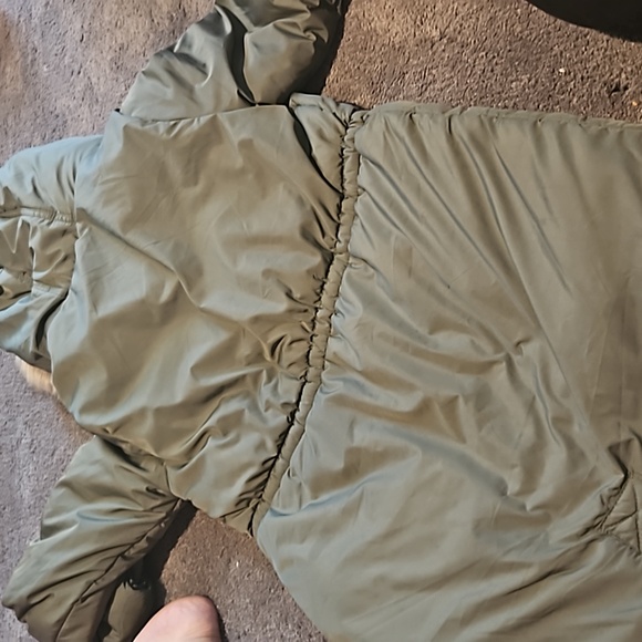 Jacket‎ - Picture 6 of 6